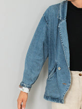 Laden Sie das Bild in den Galerie-Viewer, 80er Jahre Jeansjacke