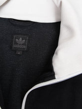 Laden Sie das Bild in den Galerie-Viewer, 90er Jahre Adidas