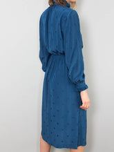 Laden Sie das Bild in den Galerie-Viewer, Abendkleid Seide