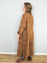 Laden Sie das Bild in den Galerie-Viewer, Ausgefallener Vintage Mantel