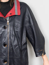 Laden Sie das Bild in den Galerie-Viewer, Blaue Lederjacke Vintage