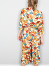 Laden Sie das Bild in den Galerie-Viewer, Jumpsuit Blumen