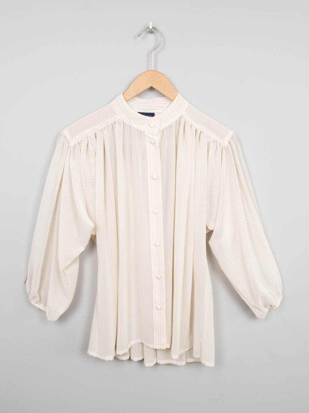 Bluse Creme Stehkragen