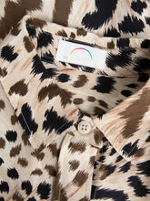 Laden Sie das Bild in den Galerie-Viewer, Bogner Seidenbluse