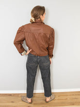 Laden Sie das Bild in den Galerie-Viewer, Braune Vintage Lederjacke