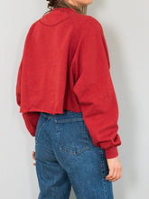 Laden Sie das Bild in den Galerie-Viewer, Chevignon Cropped Sweater