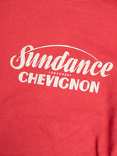 Laden Sie das Bild in den Galerie-Viewer, Chevignon Cropped Sweater