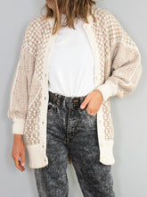 Laden Sie das Bild in den Galerie-Viewer, Escada VIntage Strickjacke
