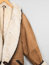 Laden Sie das Bild in den Galerie-Viewer, Gefuetterte Lederjacke Vintage