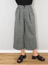 Laden Sie das Bild in den Galerie-Viewer, Graue Marlenehose Midi