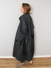 Laden Sie das Bild in den Galerie-Viewer, Grauer Mantel Vintage