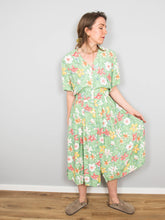 Laden Sie das Bild in den Galerie-Viewer, Gruenes Kleid Vintage