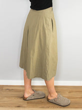 Laden Sie das Bild in den Galerie-Viewer, High Waist Culotte