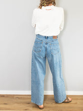 Laden Sie das Bild in den Galerie-Viewer, High Waist Diesel Jeans