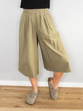 Laden Sie das Bild in den Galerie-Viewer, High Waist Hosenrock Khaki