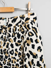 Laden Sie das Bild in den Galerie-Viewer, High Waist Shorts Leo