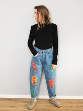 Laden Sie das Bild in den Galerie-Viewer, High Waist Vintage Jeans
