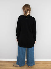 Laden Sie das Bild in den Galerie-Viewer, Iris von Arnim Kaschmir Secondhand