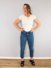 Laden Sie das Bild in den Galerie-Viewer, Iris von Arnim Secondhand