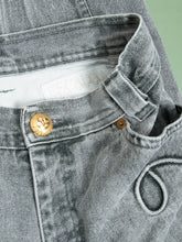 Laden Sie das Bild in den Galerie-Viewer, Jeans Vintage Escada
