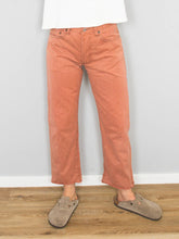 Laden Sie das Bild in den Galerie-Viewer, Jeans Levis Vintage