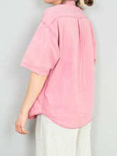 Laden Sie das Bild in den Galerie-Viewer, Jeanshemd Rosa Vintage