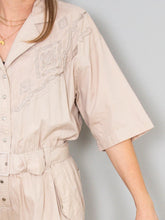Laden Sie das Bild in den Galerie-Viewer, Jumsuits Vintage Beige