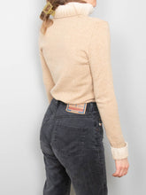 Laden Sie das Bild in den Galerie-Viewer, Kaschmir Pullover Iris von Arnim