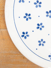 Laden Sie das Bild in den Galerie-Viewer, Kuchenplatte Vintage