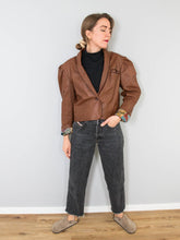Laden Sie das Bild in den Galerie-Viewer, Kurze Lederjacke Vintage