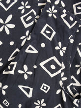 Laden Sie das Bild in den Galerie-Viewer, Laurel Seidenkleid