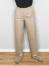 Laden Sie das Bild in den Galerie-Viewer, Lederhose High Waist Vintage