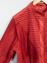 Laden Sie das Bild in den Galerie-Viewer, Lederjacke Rot Vintage