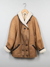 Laden Sie das Bild in den Galerie-Viewer, Lederjacke Vintage Braun_