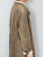 Laden Sie das Bild in den Galerie-Viewer, Ledermantel Lammfell