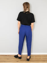 Laden Sie das Bild in den Galerie-Viewer, Leinenhose MCM