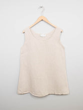 Laden Sie das Bild in den Galerie-Viewer, Leinentop Vintage