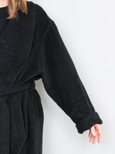 Laden Sie das Bild in den Galerie-Viewer, Louis Feraud Wollmantel