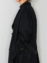 Laden Sie das Bild in den Galerie-Viewer, Mantel Wolle Vintage