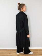 Laden Sie das Bild in den Galerie-Viewer, Mantel Wolle Vintage online