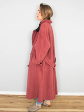 Laden Sie das Bild in den Galerie-Viewer, Mantel Oversite Wolle