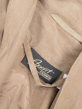 Laden Sie das Bild in den Galerie-Viewer, Mantel Seide Oversize