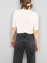 Laden Sie das Bild in den Galerie-Viewer, Oberteil Seide Creme