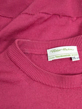 Laden Sie das Bild in den Galerie-Viewer, Oberteil Wolle Fuchsia