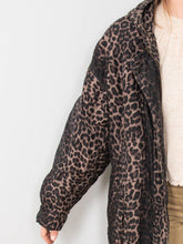 Laden Sie das Bild in den Galerie-Viewer, Oversize Jacke Seide