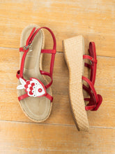 Laden Sie das Bild in den Galerie-Viewer, Prada Schuhe Secondhand