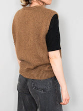 Laden Sie das Bild in den Galerie-Viewer, Pullunder Vintage
