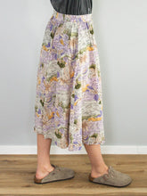 Laden Sie das Bild in den Galerie-Viewer, Rock Seide Vintage