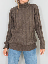 Laden Sie das Bild in den Galerie-Viewer, Rollkragenpullover Vintage