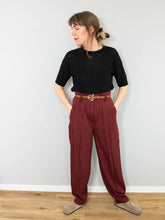 Laden Sie das Bild in den Galerie-Viewer, Rote Hose Hgh Waist